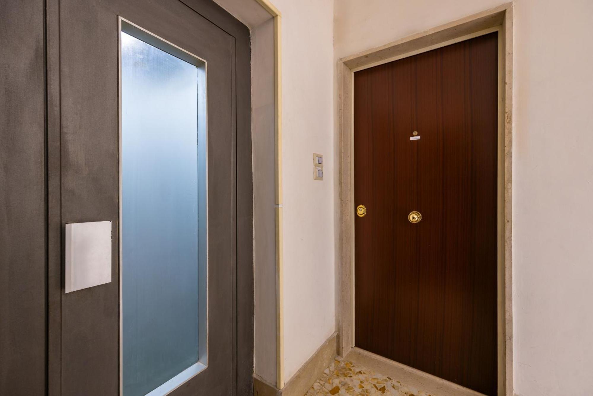 Montesanto View Rooms By Wonderful Italy Naples Extérieur photo